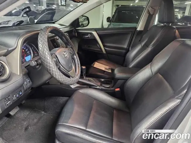 Toyota RAV4 2014 2.5 автомат (гидро), миниатюра 11