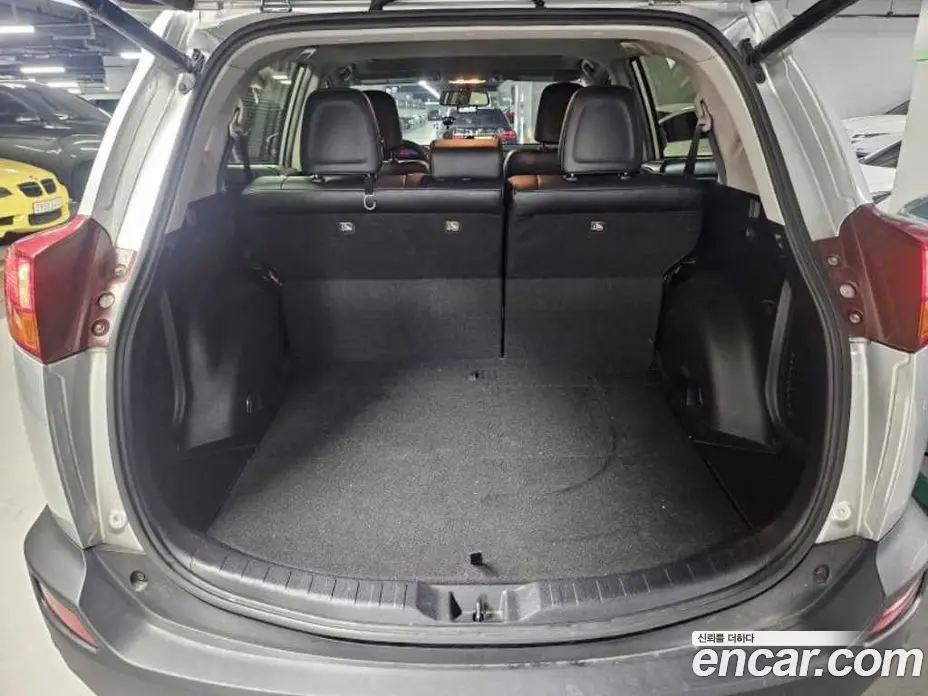 Toyota RAV4 2014 2.5 автомат (гидро), фото 19