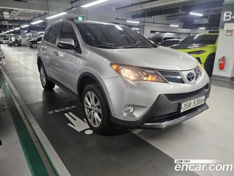 Toyota RAV4 2014 2.5 автомат (гидро), фото 3