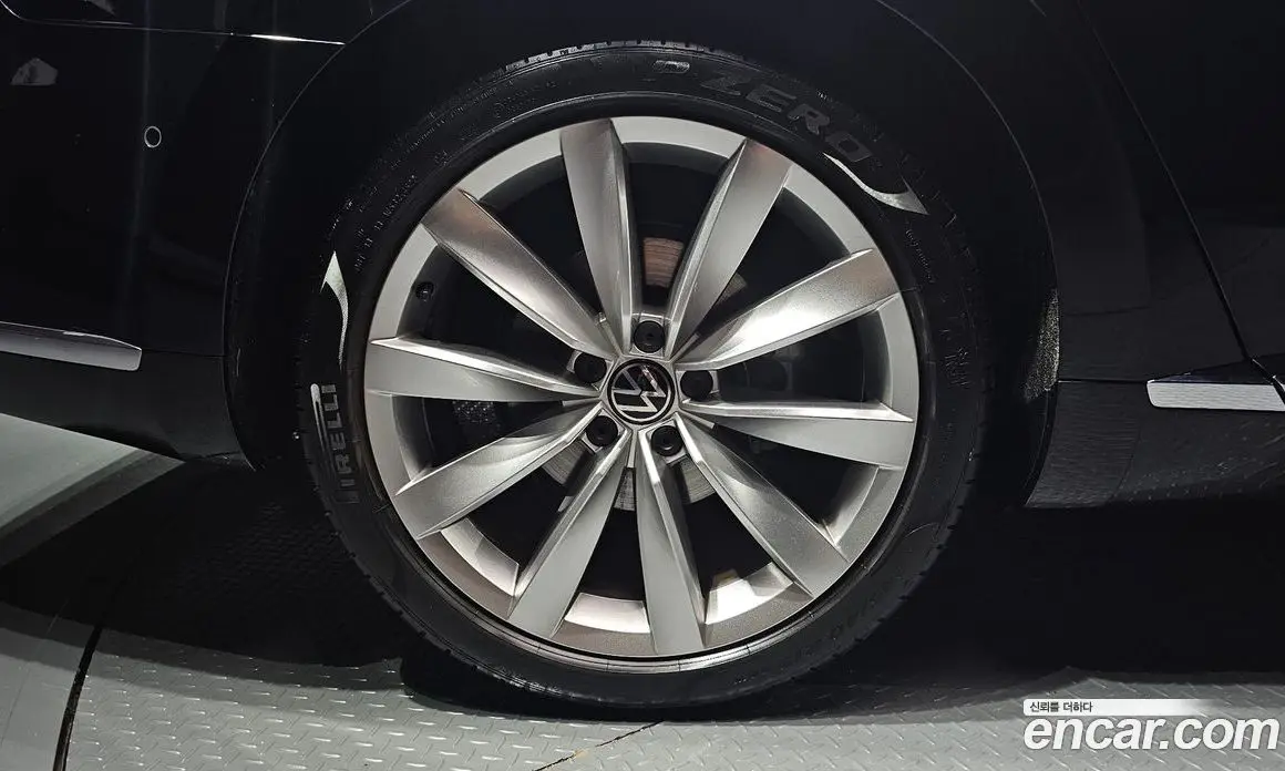Volkswagen Arteon 2023 2.0 автомат (гидро), фото 5 Volkswagen Arteon 2023 2.0 автомат (гидро), фото 5
