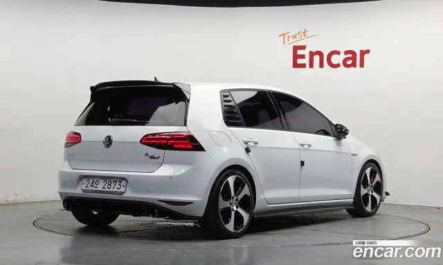Volkswagen Golf 2014 2.0 автомат (гидро), миниатюра 2 Volkswagen Golf 2014 2.0 автомат (гидро), миниатюра 2