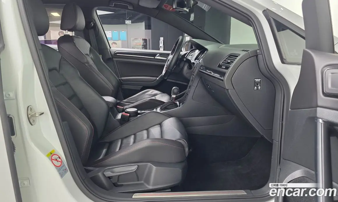 Volkswagen Golf 2014 2.0 автомат (гидро), фото 11 Volkswagen Golf 2014 2.0 автомат (гидро), фото 11