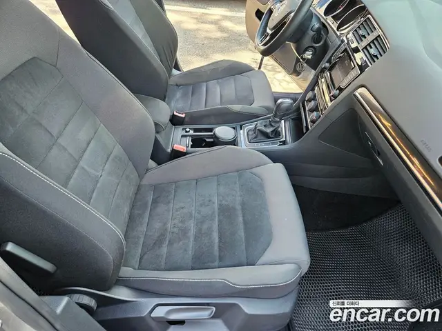 Volkswagen Golf 2014 1.6 автомат (гидро), миниатюра 12