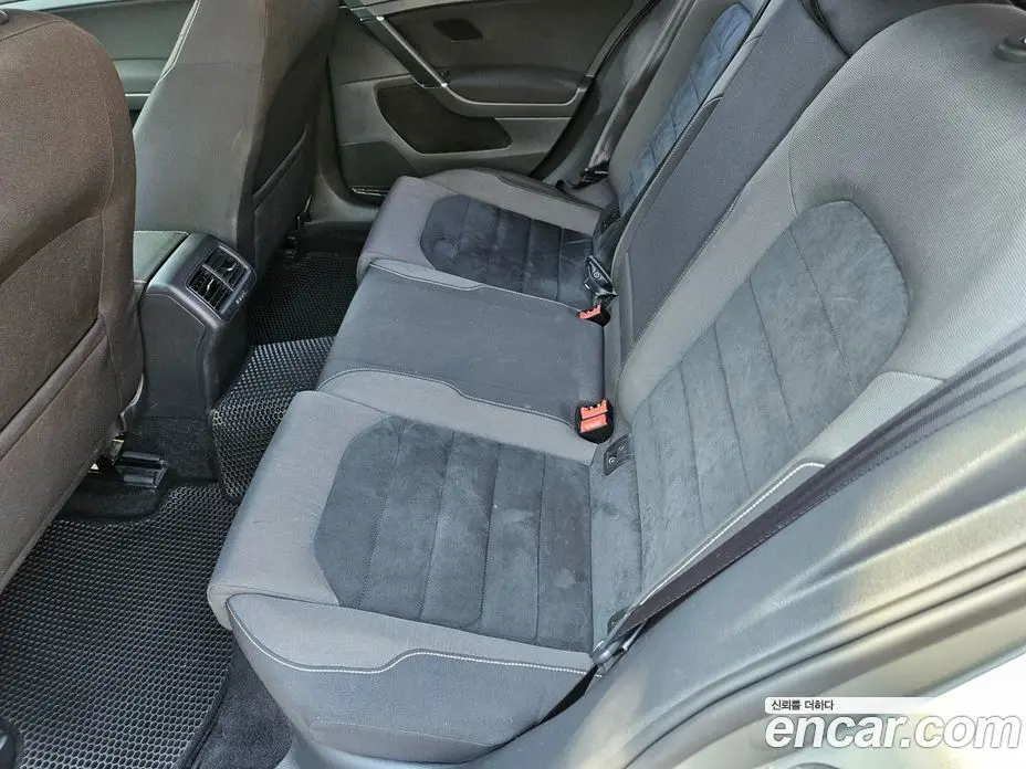 Volkswagen Golf 2014 1.6 автомат (гидро), фото 13