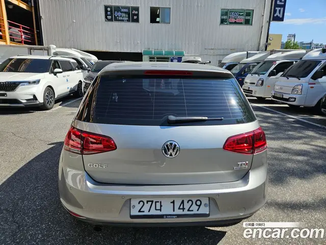 Volkswagen Golf 2014 1.6 автомат (гидро), миниатюра 5