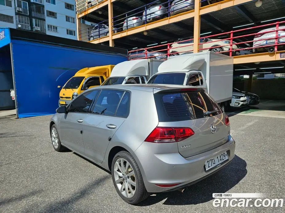 Volkswagen Golf 2014 1.6 автомат (гидро), фото 6