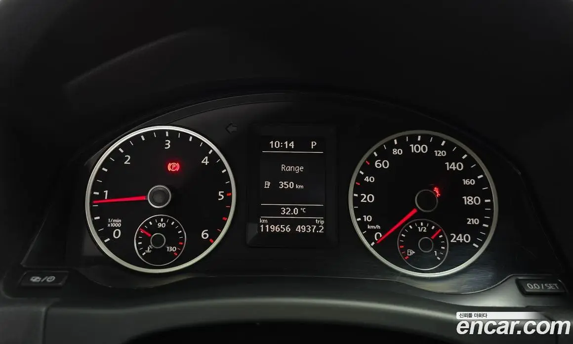 Volkswagen Tiguan 2013 2.0 автомат (гидро), фото 8