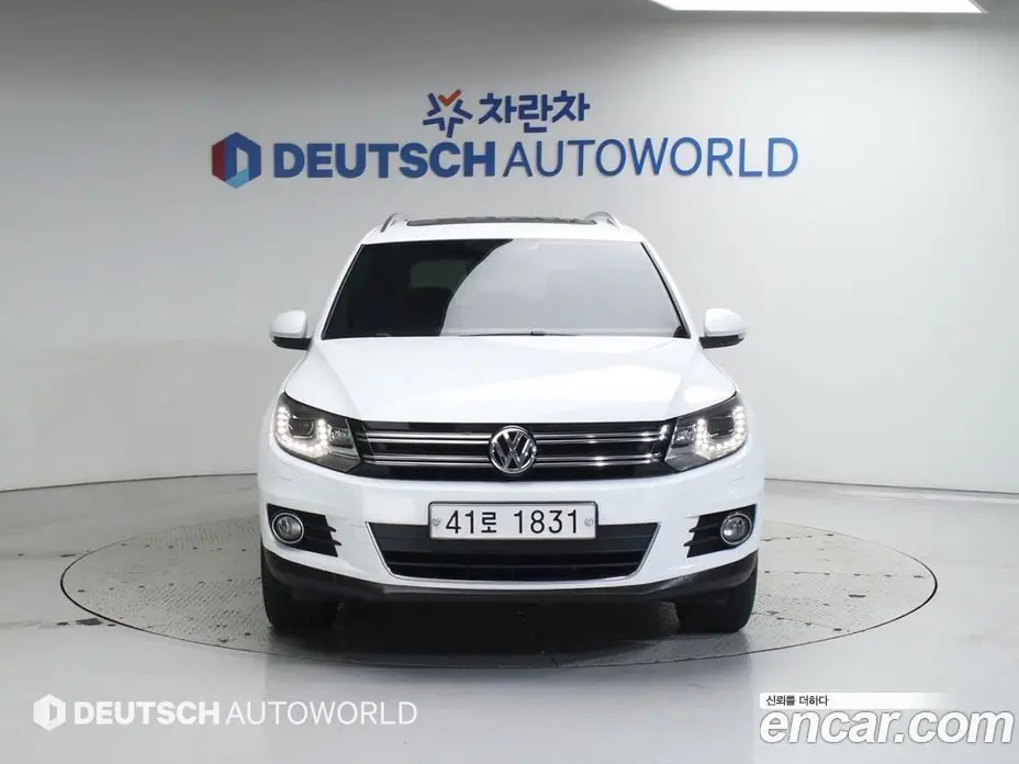 Volkswagen Tiguan 2015 2.0 автомат (гидро), фото 3