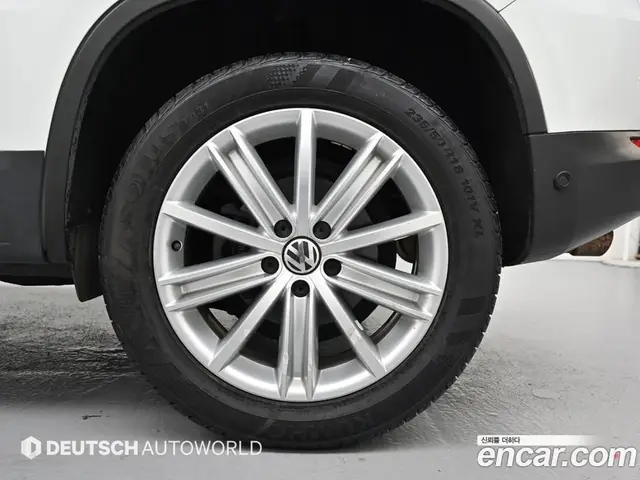 Volkswagen Tiguan 2015 2.0 автомат (гидро), миниатюра 5