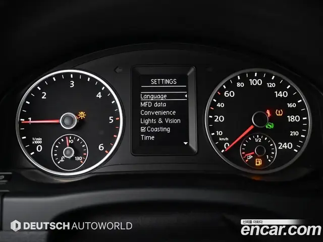 Volkswagen Tiguan 2015 2.0 автомат (гидро), миниатюра 8