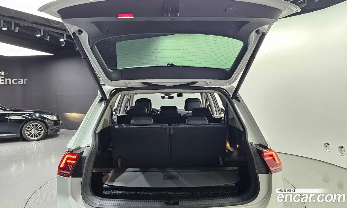 Volkswagen Tiguan 2020 2.0 автомат (гидро), фото 20