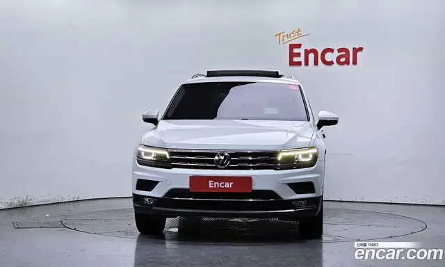Volkswagen Tiguan 2020 2.0 автомат (гидро), миниатюра 3