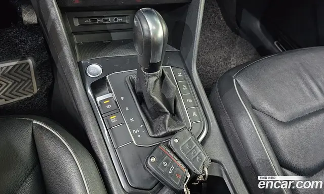 Volkswagen Tiguan 2020 2.0 автомат (гидро), миниатюра 9