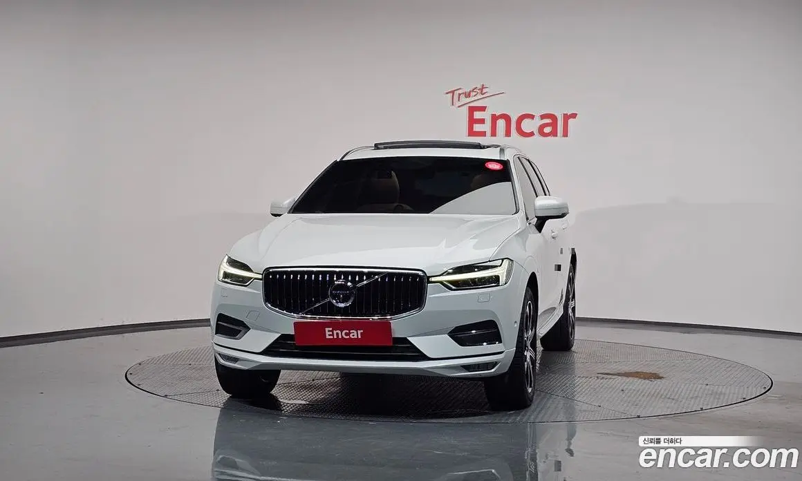 Volvo XC60 2018 2.0 автомат (гидро), фото 2 Volvo XC60 2018 2.0 автомат (гидро), фото 2