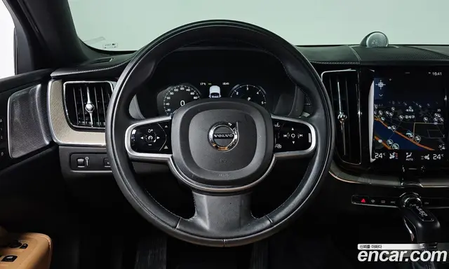 Volvo XC60 2018 2.0 автомат (гидро), миниатюра 12