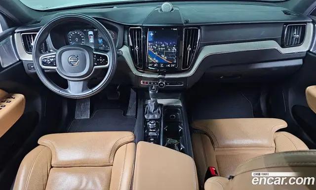 Volvo XC60 2018 2.0 автомат (гидро), миниатюра 6 Volvo XC60 2018 2.0 автомат (гидро), миниатюра 6