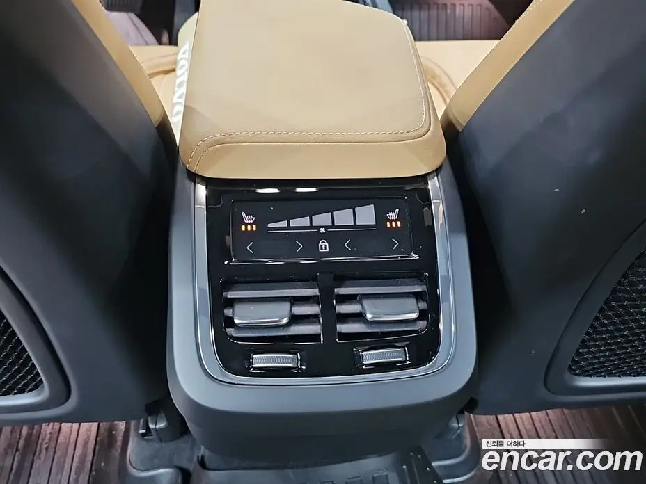 Volvo XC60 2022 2.0 автомат (гидро), фото 13 Volvo XC60 2022 2.0 автомат (гидро), фото 13