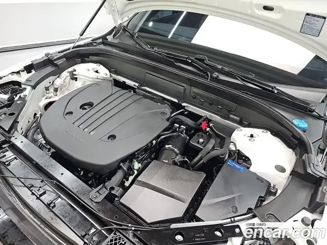 Volvo XC60 2022 2.0 автомат (гидро), миниатюра 6 Volvo XC60 2022 2.0 автомат (гидро), миниатюра 6