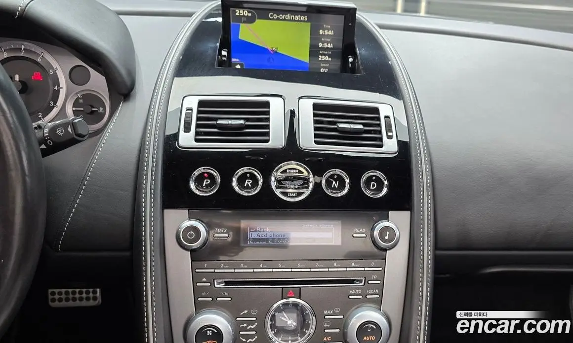 Aston Martin DB9 2015 5.9 автомат (гидро), фото 13 Aston Martin DB9 2015 5.9 автомат (гидро), фото 13
