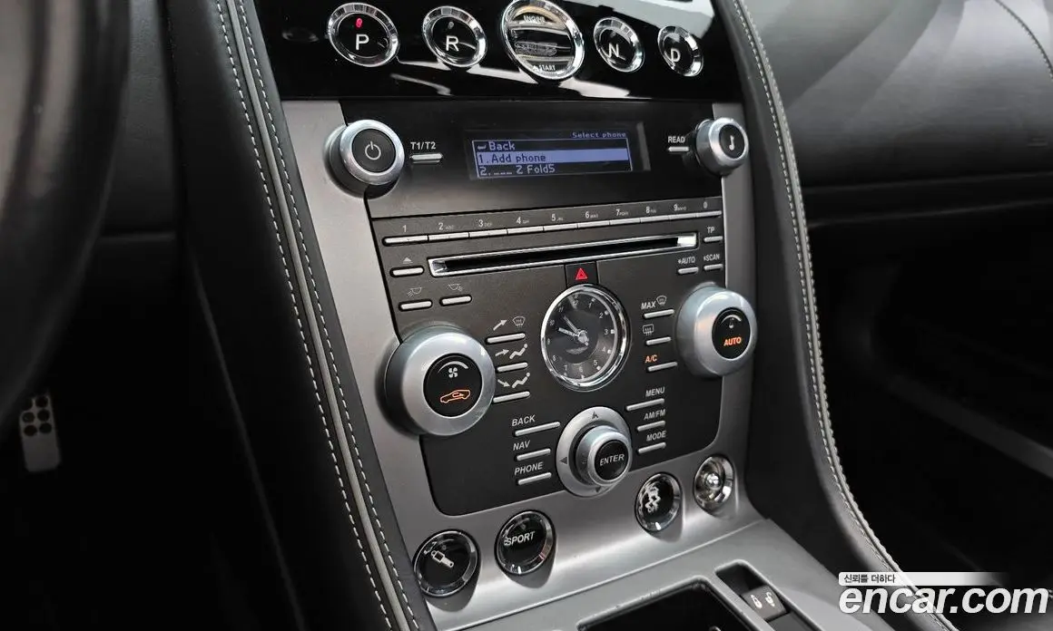 Aston Martin DB9 2015 5.9 автомат (гидро), фото 15 Aston Martin DB9 2015 5.9 автомат (гидро), фото 15