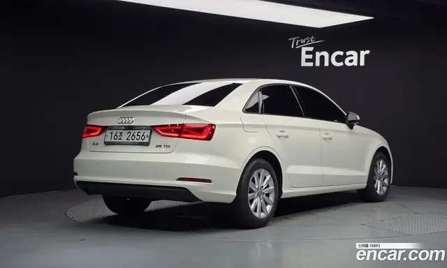 Audi A3 2014 1.6 автомат (гидро), миниатюра 2