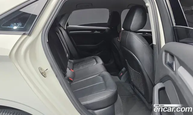 Audi A3 2014 1.6 автомат (гидро), миниатюра 11