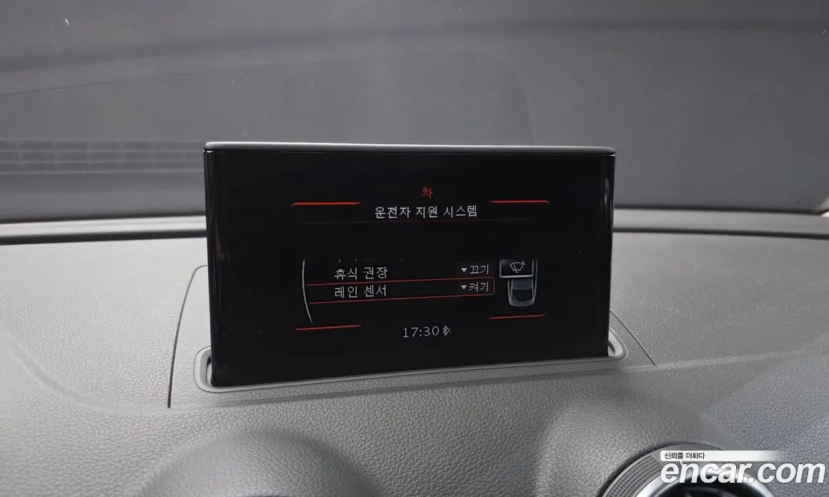Audi A3 2014 1.6 автомат (гидро), фото 17
