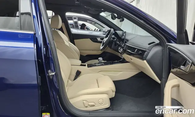 Audi A4 2022 2.0 автомат (гидро), миниатюра 11
