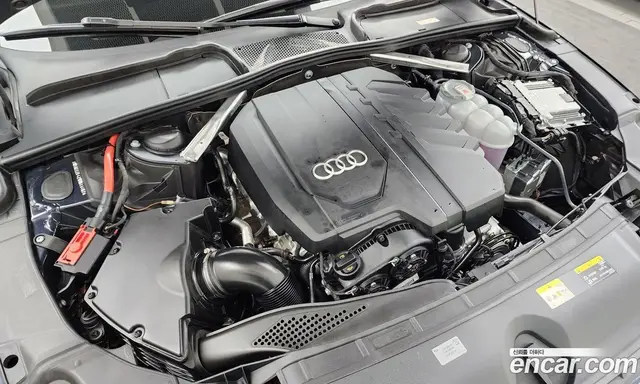 Audi A4 2022 2.0 автомат (гидро), миниатюра 6