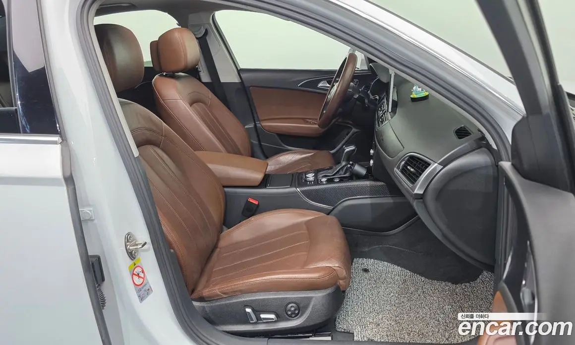 Audi A6 2015 2.0 автомат (гидро), фото 11