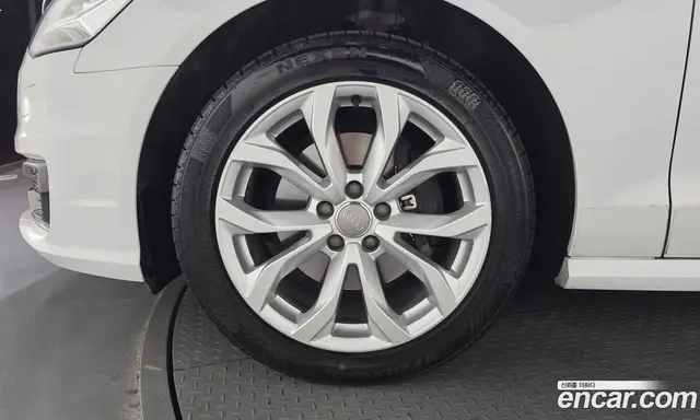Audi A6 2015 2.0 автомат (гидро), миниатюра 5