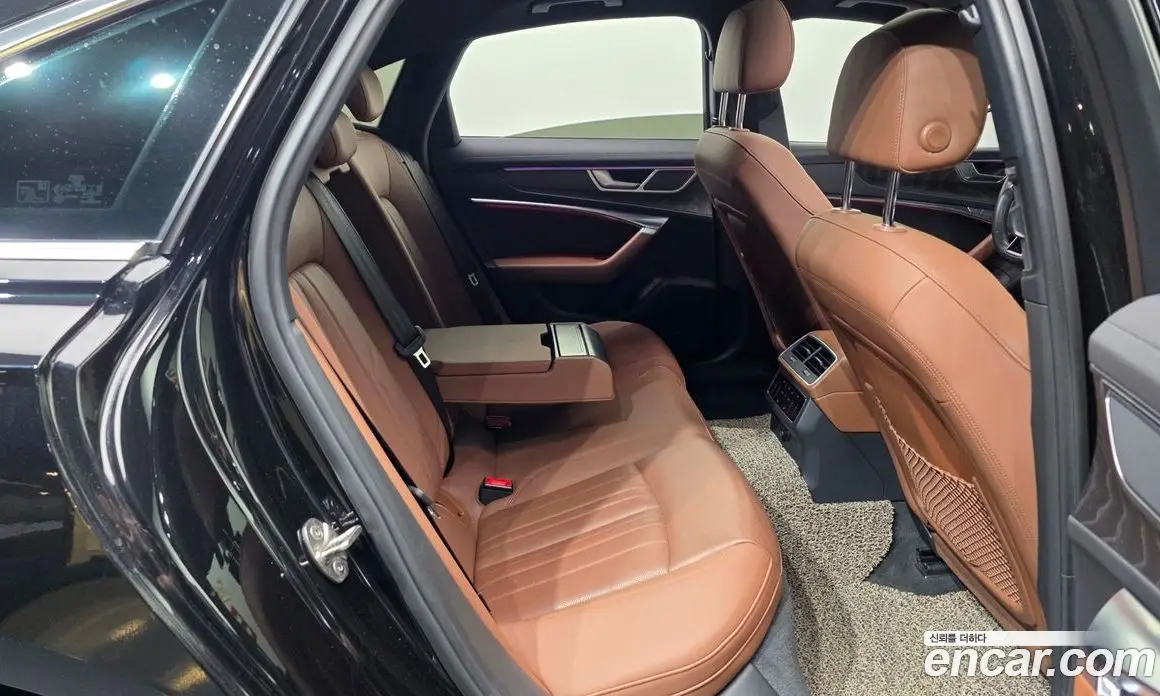 Audi A6 2021 2.0 автомат (гидро), фото 12