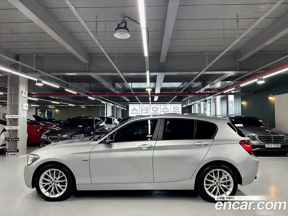 BMW 1 серия 2015 2.0 автомат (гидро), фото 4 BMW 1 серия 2015 2.0 автомат (гидро), фото 4