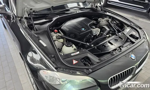 BMW 5 серия 2013 2.0 автомат (гидро), миниатюра 6 BMW 5 серия 2013 2.0 автомат (гидро), миниатюра 6