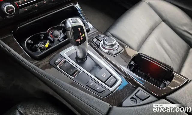 BMW 5 серия 2013 2.0 автомат (гидро), миниатюра 9 BMW 5 серия 2013 2.0 автомат (гидро), миниатюра 9