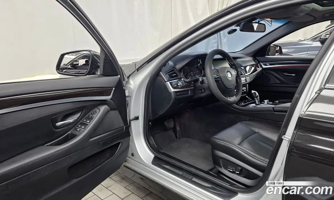 BMW 5 серия 2013 2.0 автомат (гидро), фото 10 BMW 5 серия 2013 2.0 автомат (гидро), фото 10