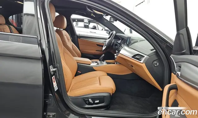 BMW 5 серия 2017 2.0 автомат (гидро), миниатюра 11 BMW 5 серия 2017 2.0 автомат (гидро), миниатюра 11