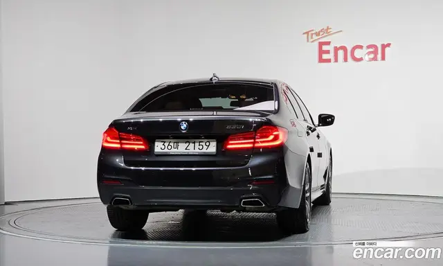 BMW 5 серия 2017 2.0 автомат (гидро), миниатюра 4 BMW 5 серия 2017 2.0 автомат (гидро), миниатюра 4