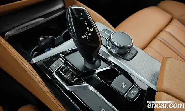 BMW 5 серия 2017 2.0 автомат (гидро), миниатюра 9 BMW 5 серия 2017 2.0 автомат (гидро), миниатюра 9