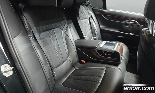 BMW 7 серия 2016 3.0 автомат (гидро), миниатюра 11 BMW 7 серия 2016 3.0 автомат (гидро), миниатюра 11