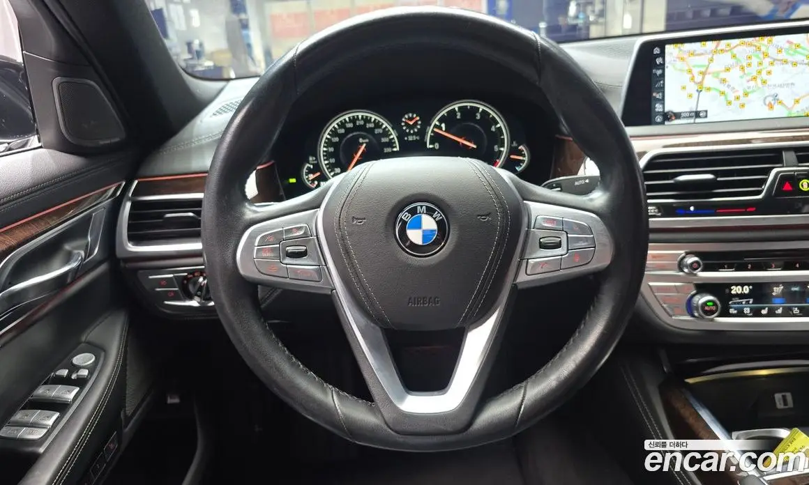 BMW 7 серия 2016 3.0 автомат (гидро), фото 13 BMW 7 серия 2016 3.0 автомат (гидро), фото 13