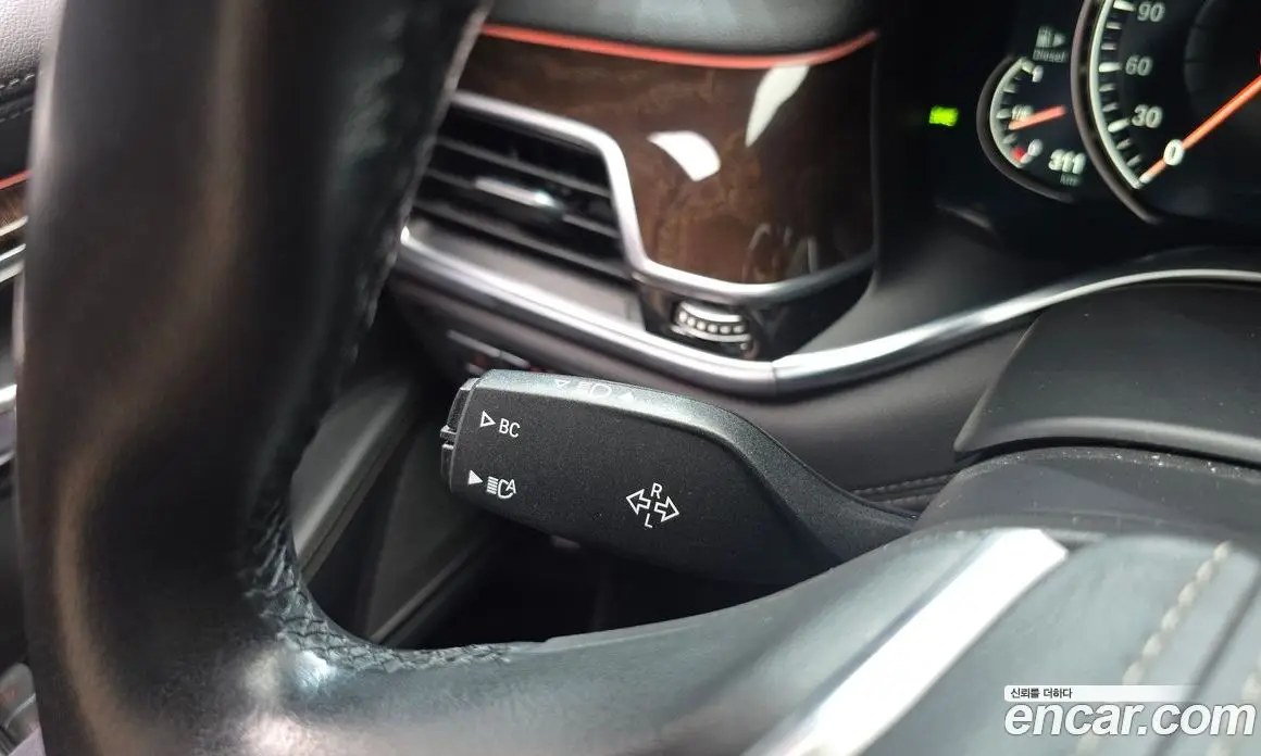 BMW 7 серия 2016 3.0 автомат (гидро), фото 20 BMW 7 серия 2016 3.0 автомат (гидро), фото 20