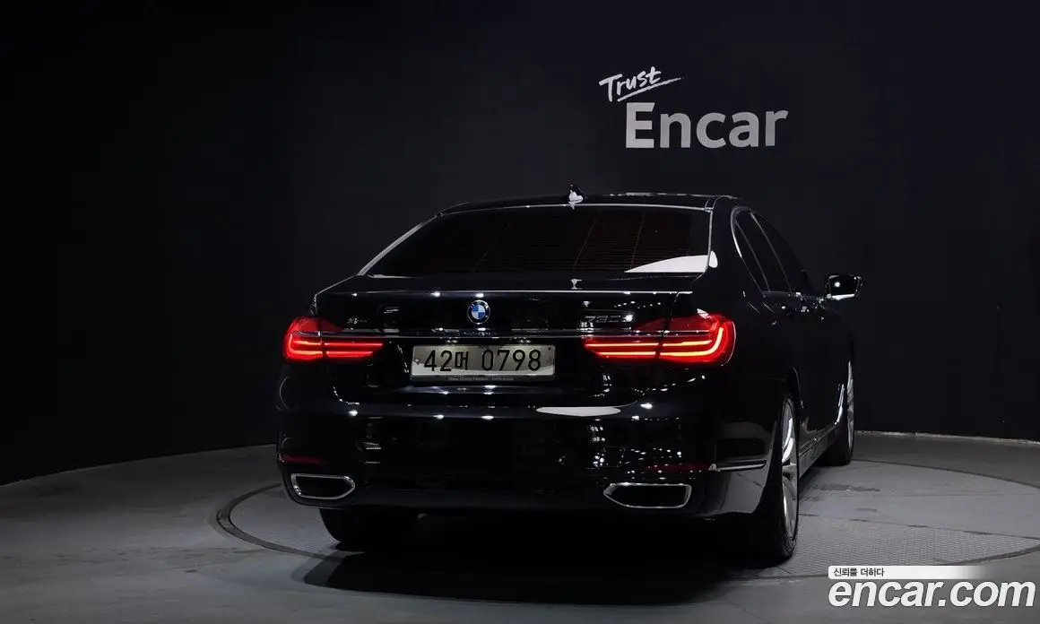 BMW 7 серия 2016 3.0 автомат (гидро), фото 4 BMW 7 серия 2016 3.0 автомат (гидро), фото 4