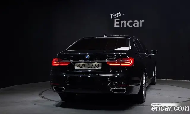 BMW 7 серия 2016 3.0 автомат (гидро), миниатюра 4 BMW 7 серия 2016 3.0 автомат (гидро), миниатюра 4
