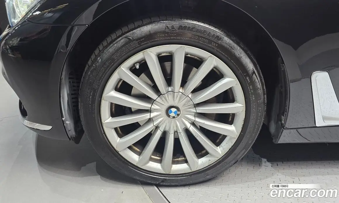 BMW 7 серия 2016 3.0 автомат (гидро), фото 5 BMW 7 серия 2016 3.0 автомат (гидро), фото 5