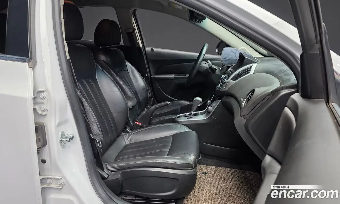 Chevrolet Cruze 2015 1.8 автомат (гидро), фото 11