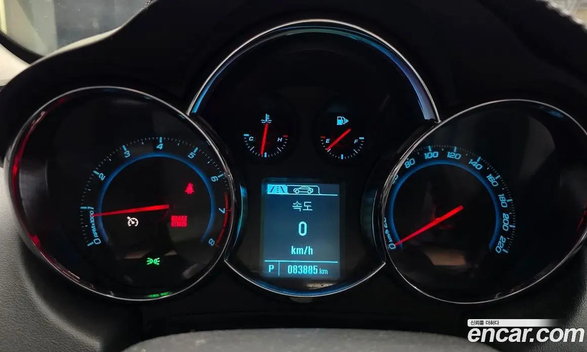 Chevrolet Cruze 2015 1.8 автомат (гидро), фото 8