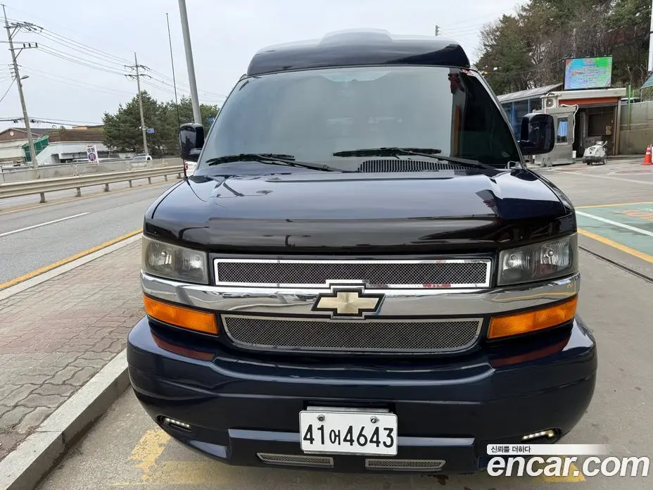 Chevrolet Express Van 2014 5.3 автомат (гидро), фото 1 Chevrolet Express Van 2014 5.3 автомат (гидро), фото 1