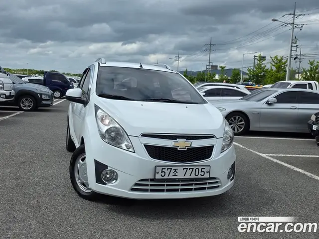 Chevrolet Spark 2012 1.0 автомат (гидро), миниатюра 2