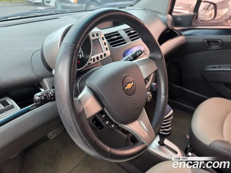Chevrolet Spark 2012 1.0 автомат (гидро), фото 13